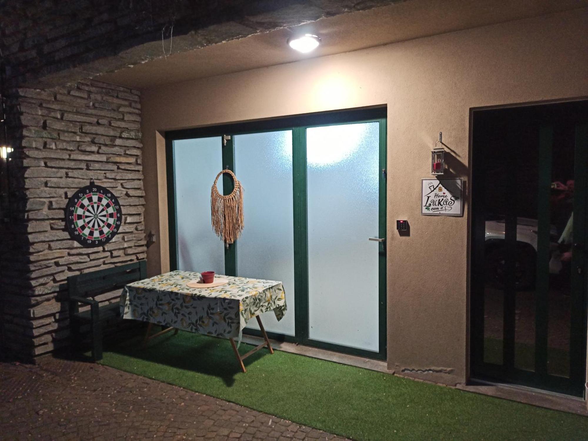 Lukas Home Con Il Cuore Appartamento 3 Camere Al Piano Terra E Appartamento 1 Camera In Taverna Мероне Экстерьер фото